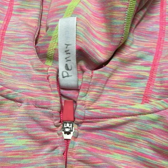 Girls sweater bundle size 2T, 3T, 4 - Picture 3 of 11